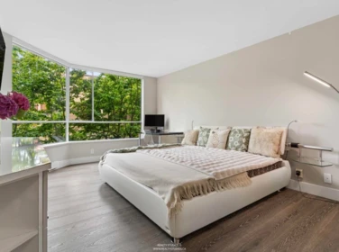 Loft / Bonus Room Photo of 201 2140 Briar Avenue, Vancouver, BC