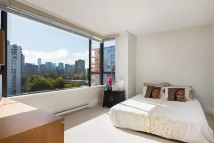 Guest Bathroom Photo of 1001 1860 Robson Street, Vancouver, BC