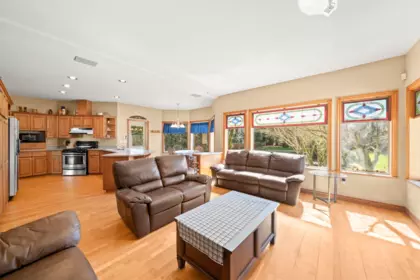 17968 68 Avenue, Surrey, BC, Surrey — Single Family Residence for sale