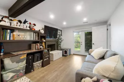 309 Gloucester Court, Coquitlam, BC, Coquitlam — Single Family Residence for sale