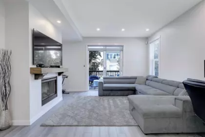 81 7233 189 Street, Surrey, BC, Surrey — Townhouse for sale