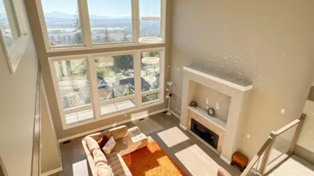 Kitchen Island Photo of 1435 Shay Street, Coquitlam, BC