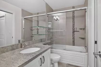 Office / Den Photo of 218 13897 Fraser Highway, Surrey, BC