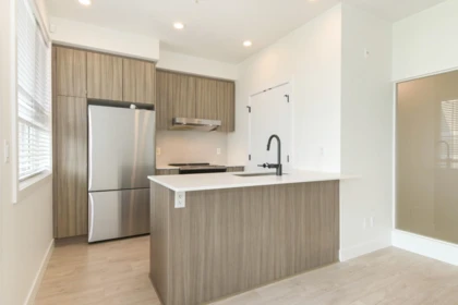 Kitchen Island Photo of 313 32838 Landeau Place, Abbotsford, BC