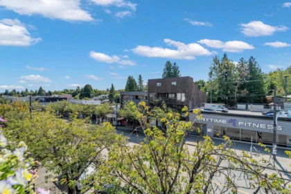 Backyard Photo of 301 4479 W 10th Avenue, Vancouver, BC