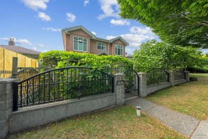 3036 E 1st Avenue, Vancouver, BC, Vancouver — Single Family Residence for sale