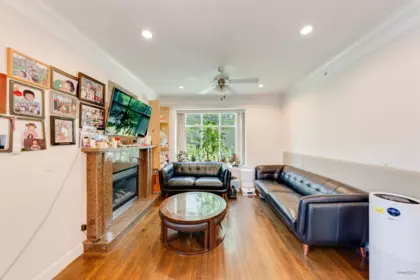 Kitchen Photo of 3036 E 1st Avenue, Vancouver, BC