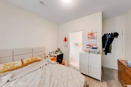 Powder Room Photo of 3036 E 1st Avenue, Vancouver, BC