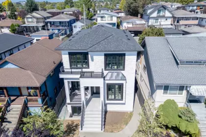 Outdoor Deck Photo of 425 E 56th Avenue, Vancouver, BC