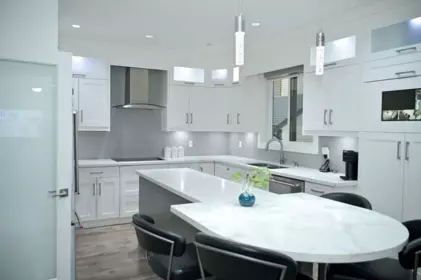 Kitchen Island Photo of 27641 Lundeberg Avenue, Abbotsford, BC