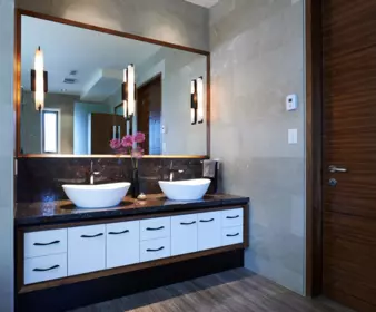 Guest Bathroom Photo of 6889 S Balsam Street, Vancouver, BC