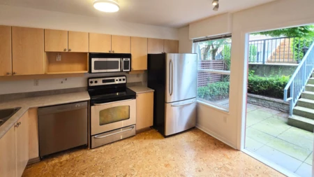 229 E 11th Avenue, Vancouver, BC, Vancouver — Townhouse for sale