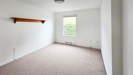 Primary Bedroom Photo of 229 E 11th Avenue, Vancouver, BC