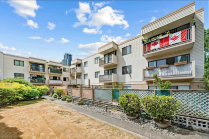 201 590 Whiting Way, Coquitlam, BC, Coquitlam — Apartment/Condo for sale