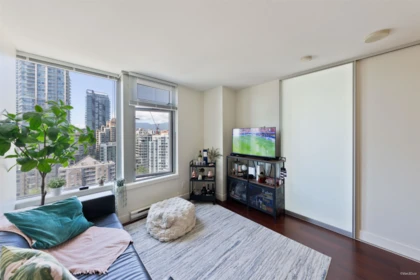 2204 1255 Seymour Street, Vancouver, BC, Vancouver — Apartment/Condo for sale