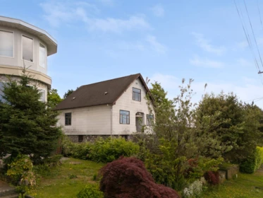 Primary Bedroom Photo of 380 Delta Avenue, Burnaby, BC