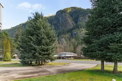 Outdoor Patio Photo of 63861 Old Yale Road, Hope, BC
