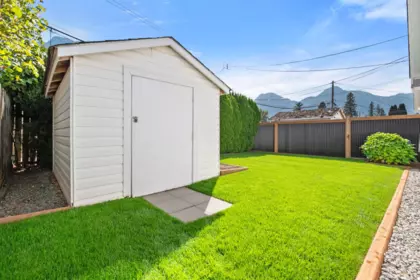 Family Room Photo of 480 Coquihalla Street, Hope, BC