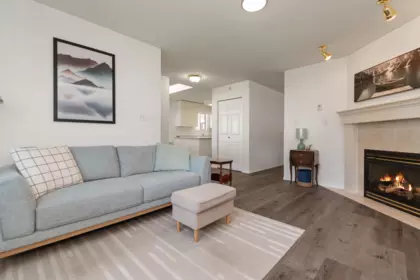 Primary Bedroom Photo of 480 Coquihalla Street, Hope, BC