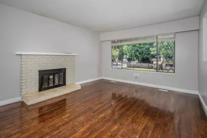 Dining Area Photo of 20783 Thorne Avenue, Maple Ridge, BC