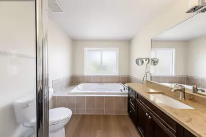 Guest Bathroom Photo of 20621 91 Avenue, Langley, BC