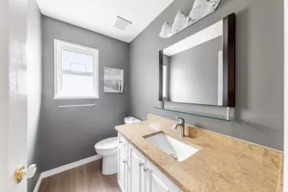 Powder Room Photo of 20621 91 Avenue, Langley, BC
