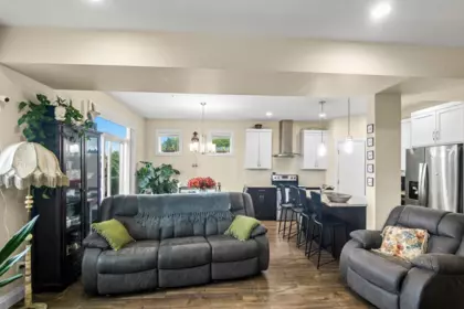 38 47042 Macfarlane Place, Chilliwack, BC, Chilliwack — Single Family Residence for sale