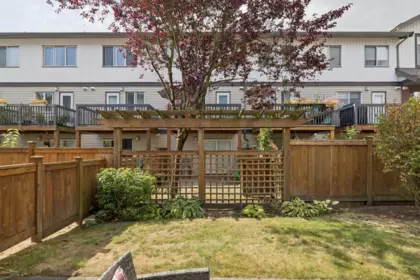 Hallway Photo of 119 16177 83 Avenue, Surrey, BC