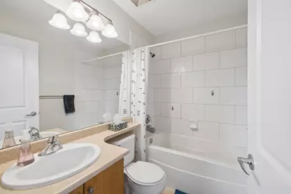 Office / Den Photo of 119 16177 83 Avenue, Surrey, BC