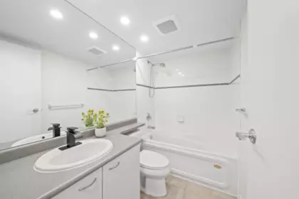 Mudroom Photo of 1503 6088 Willingdon Avenue, Burnaby, BC