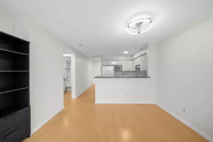Walk-In Closet Photo of 1503 6088 Willingdon Avenue, Burnaby, BC