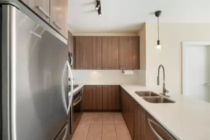 Kitchen Photo of 2401 2789 Shaughnessy Street, Port Coquitlam, BC