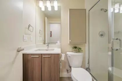 Primary Bathroom Photo of 2401 2789 Shaughnessy Street, Port Coquitlam, BC