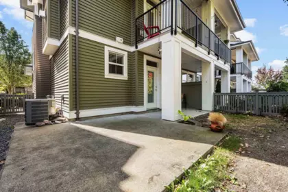 Hot Tub / Spa Photo of 35 5469 Chinook Street, Chilliwack, BC