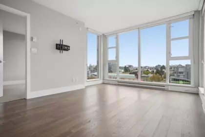 Living Room Photo of 906 538 W 7th Avenue, Vancouver, BC
