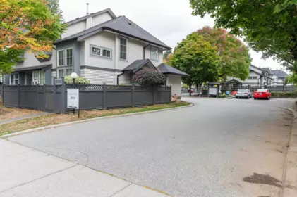 8 21015 118 Avenue, Maple Ridge, BC, Maple Ridge — Townhouse for sale