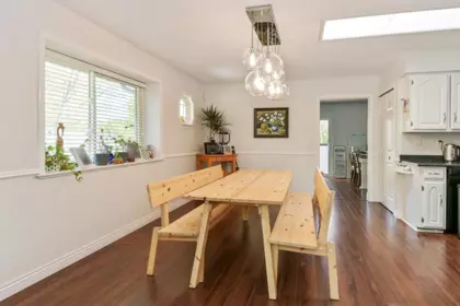 Kitchen Island Photo of 19919 51 Avenue, Langley, BC