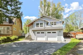 19919 51 Avenue, Langley, BC
