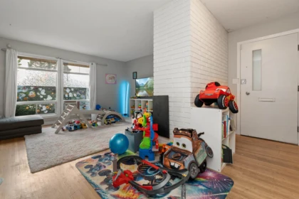 Family Room Photo of 9542 Young Road, Chilliwack, BC