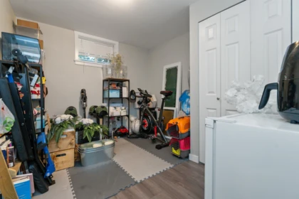 Hallway Photo of 9542 Young Road, Chilliwack, BC
