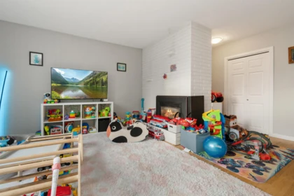 Living Room Photo of 9542 Young Road, Chilliwack, BC