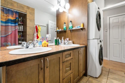 Powder Room Photo of 9542 Young Road, Chilliwack, BC