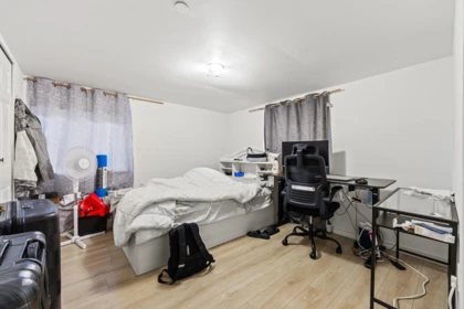 Laundry Room Photo of 3279 W 11th Avenue, Vancouver, BC
