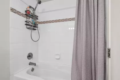 Guest Bathroom Photo of 307 928 W Richards Street Street, Vancouver, BC