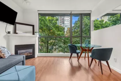 Loft / Bonus Room Photo of 307 928 W Richards Street Street, Vancouver, BC