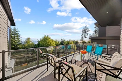 Garden / Landscaping Photo of 2866 Rodgers Creek Lane, West Vancouver, BC