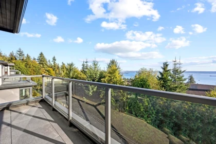 Hot Tub / Spa Photo of 2866 Rodgers Creek Lane, West Vancouver, BC