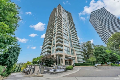 Fitness Center Photo Near 2705 2133 Douglas Road, Burnaby, BC