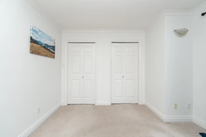 Laundry Room Photo of 302 128 W 21st Street, North Vancouver, BC