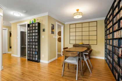 Kitchen Island Photo of 506 71 Jamieson Court, New Westminster, BC